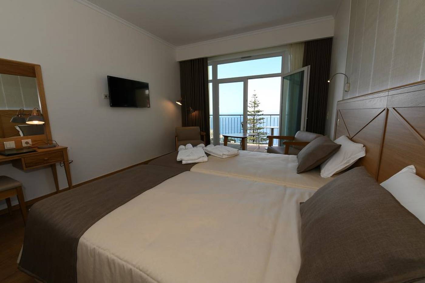 Hotel-do-Campo-Room-10