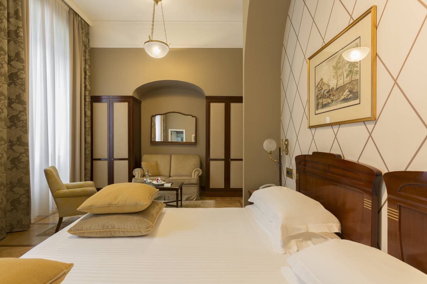 Grand-Hotel-et-de-Milan---The-Leading-Hotels-Room-26