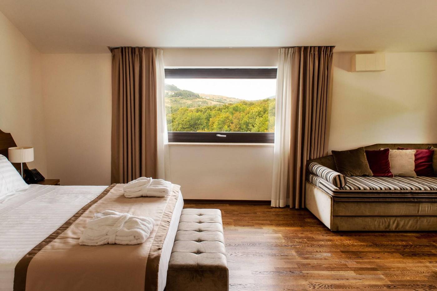 Aqua-Montis-Resort---Spa-Room-36