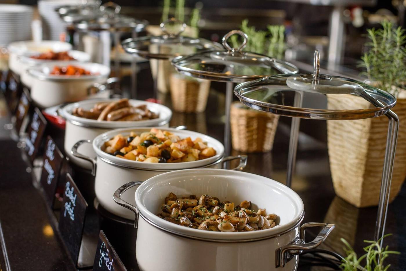 Courtyard-Budapest-Restaurant-52