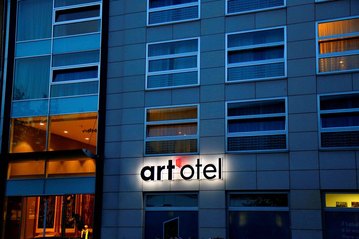 art-otel-berlin-mitte-powered-by-Radisson-Hotels-General-view-33
