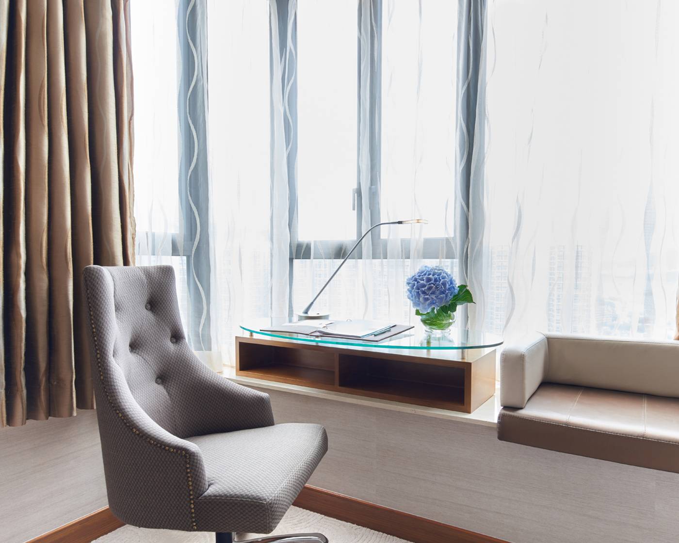 Dorsett-Kwun-Tong-Room-6