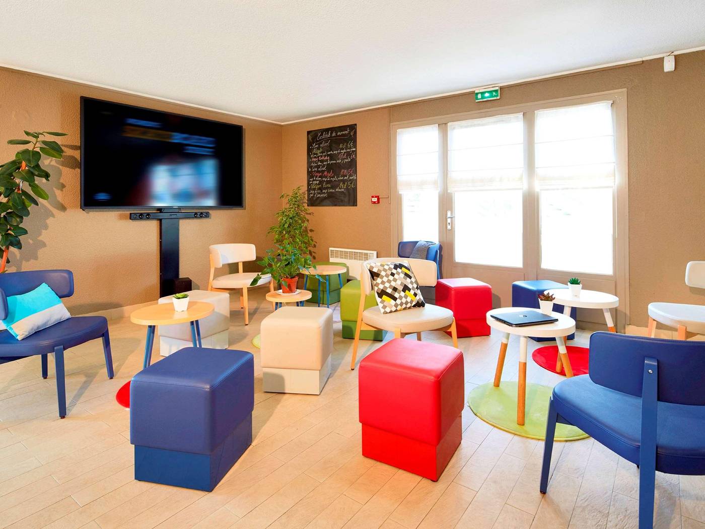 Campanile-Marne-la-Vallee---Chelles-Bar-16