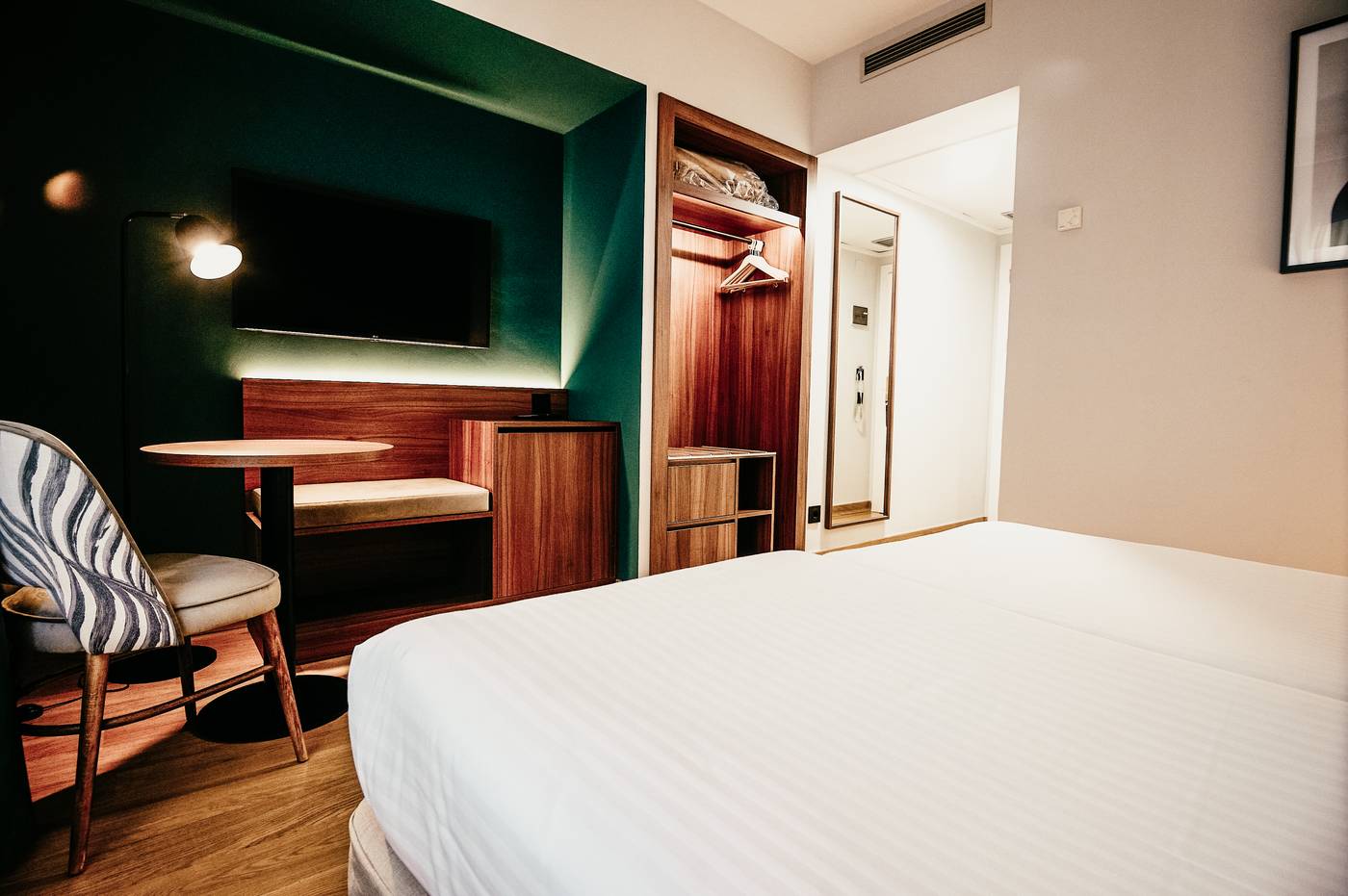 TRYP-Ciudad-de-Elche-Hotel-Room-32