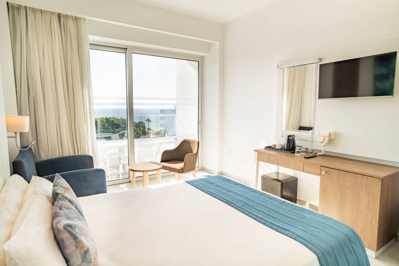 Sun-N-Blue-Boutique-Hotel-Room-14