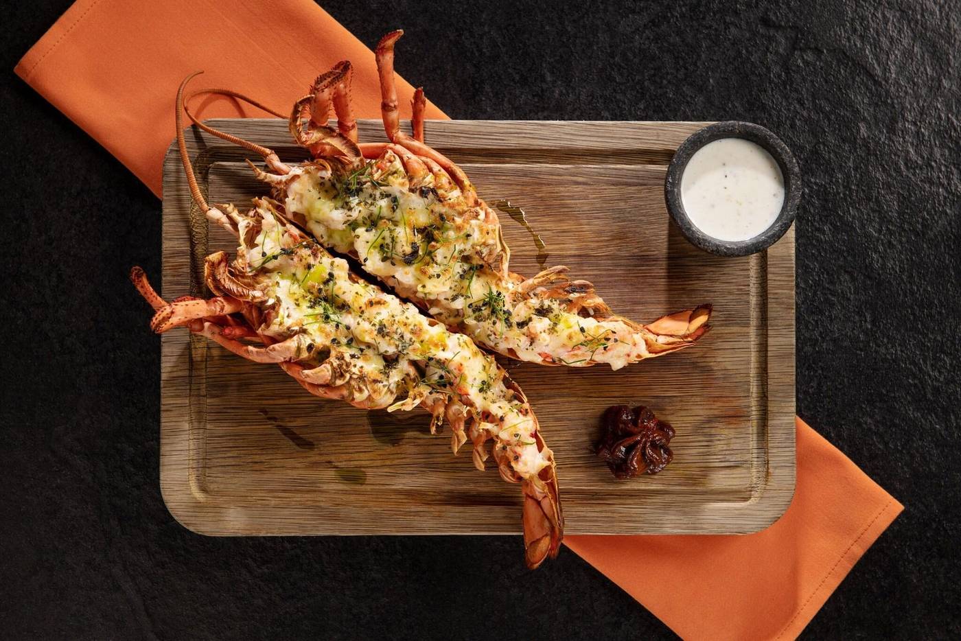 JW-Marriott-Marquis-Hotel-Dubai-Restaurant-24