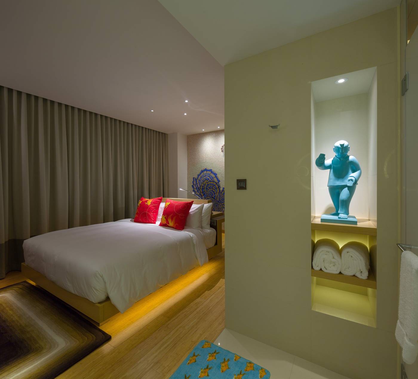 Hotel-Indigo-Hong-Kong-Island-Room-36