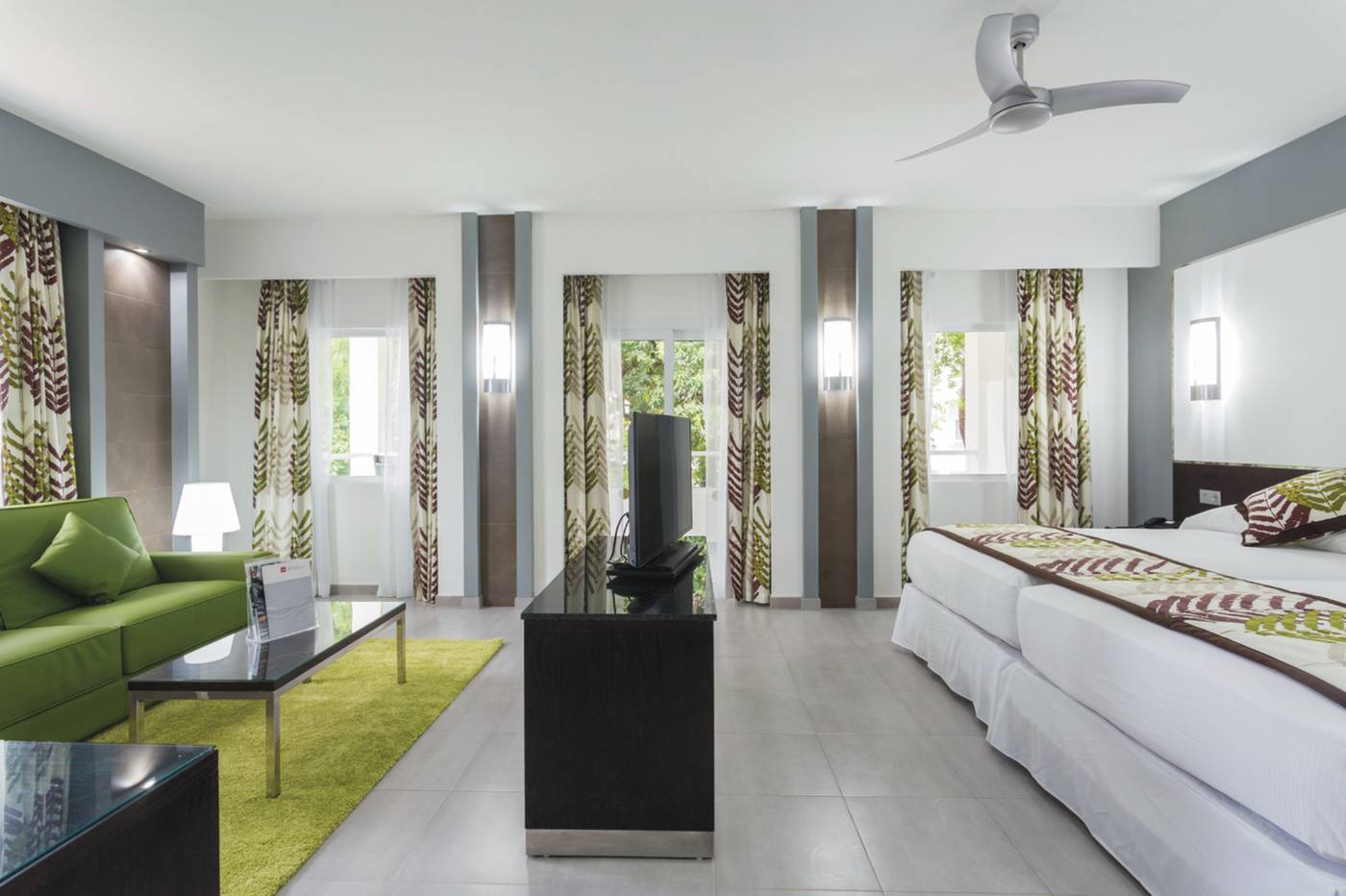 Riu-Playacar-All-Inclusive-Room-25