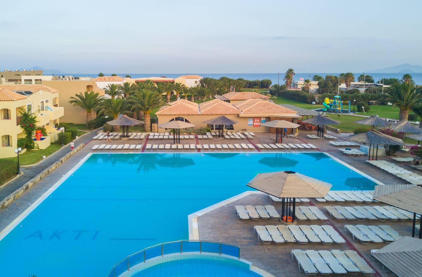 Akti-Beach-Club-Pool-2