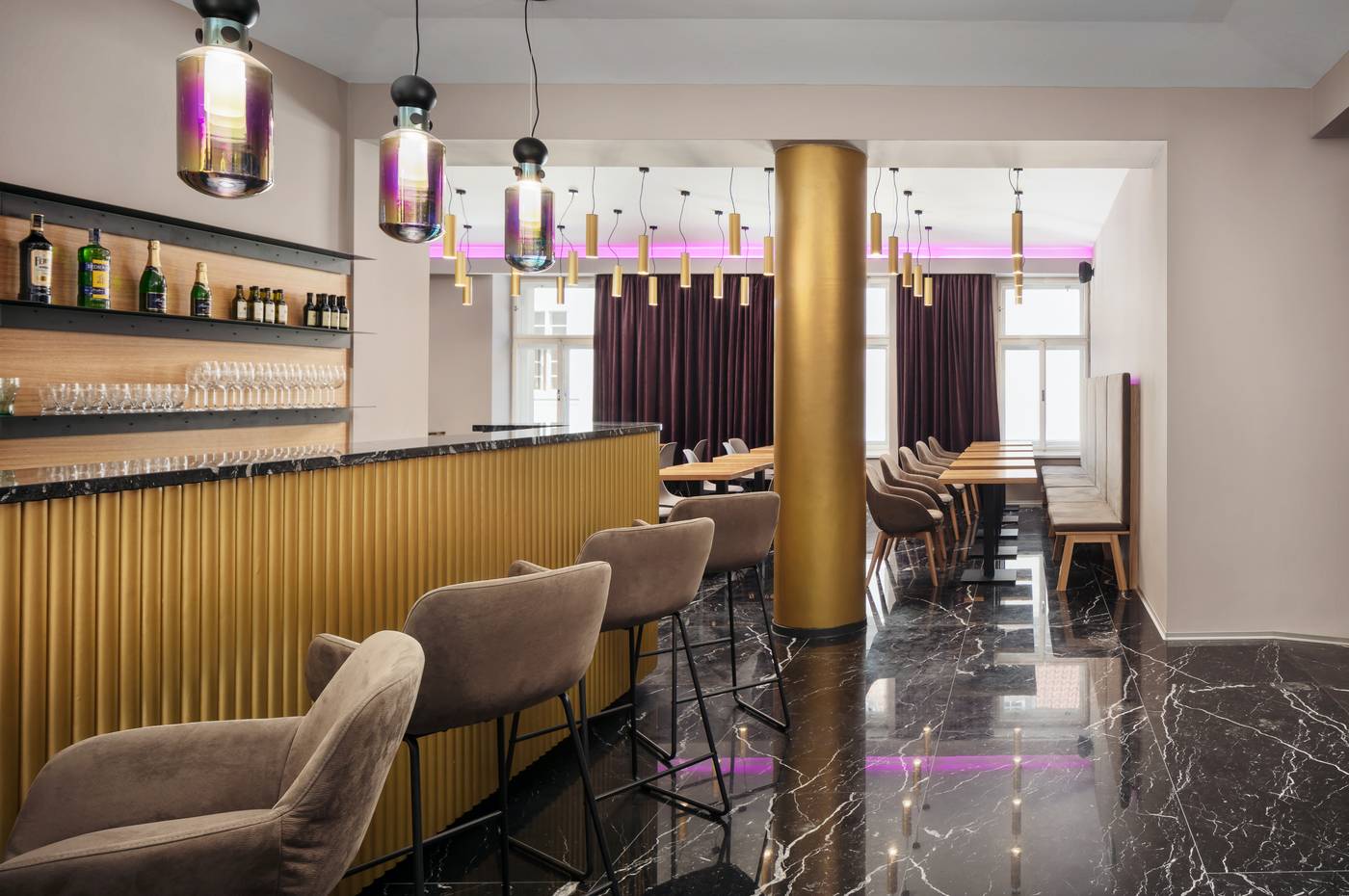 Moods-Charles-Bridge-Bar-4