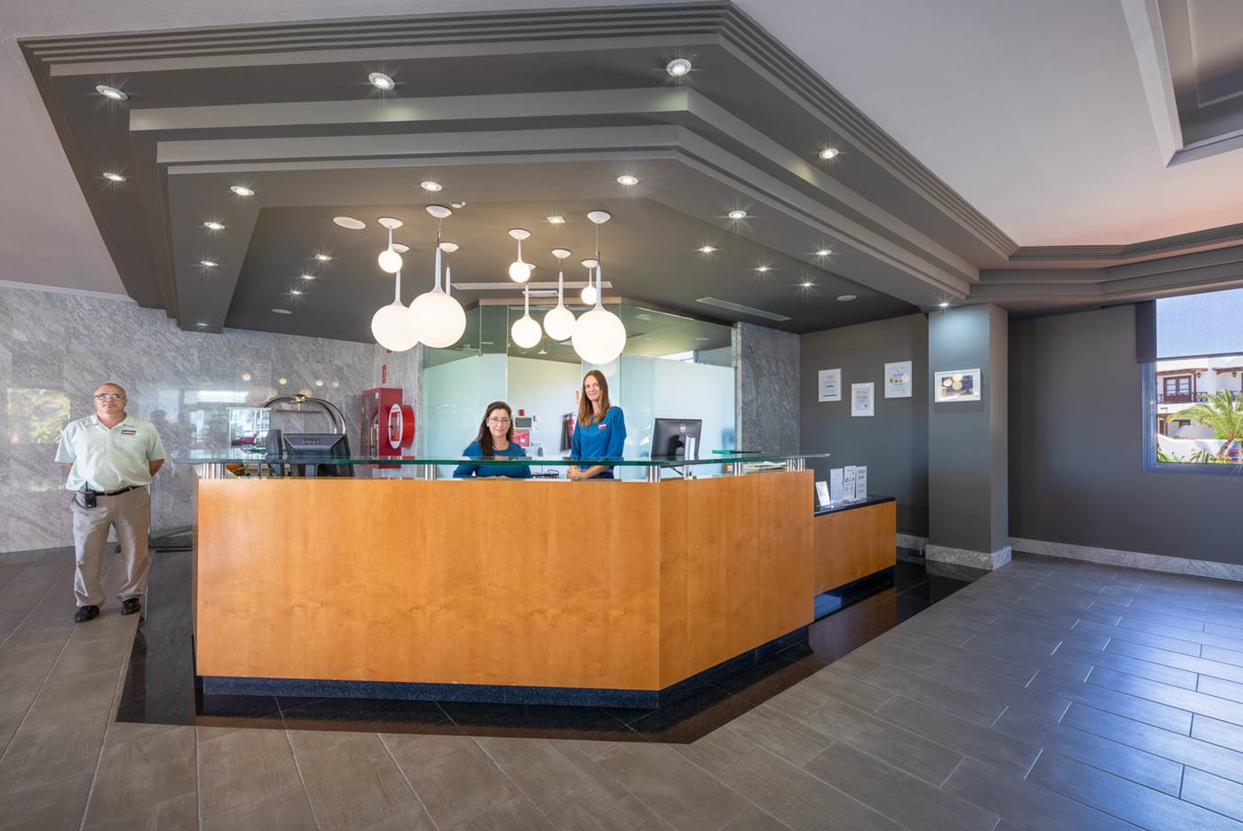 Hotel-LIVVO-Mirador-Papagayo-Lobby-63