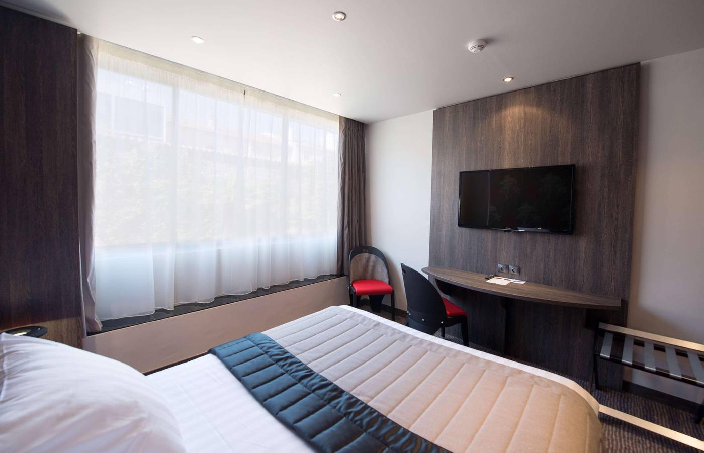 Best-Western-Premier-Patio-des-Artistes-Room-21
