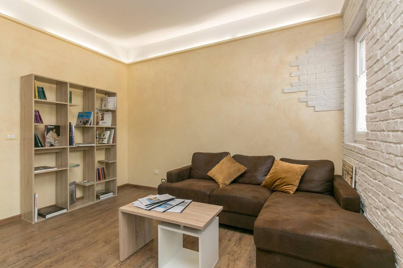 Red-Lion-Guest-House-Lobby-6