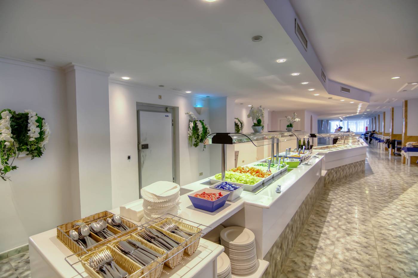 AzuLine-Hotel-Coral-Beach-Restaurant-29