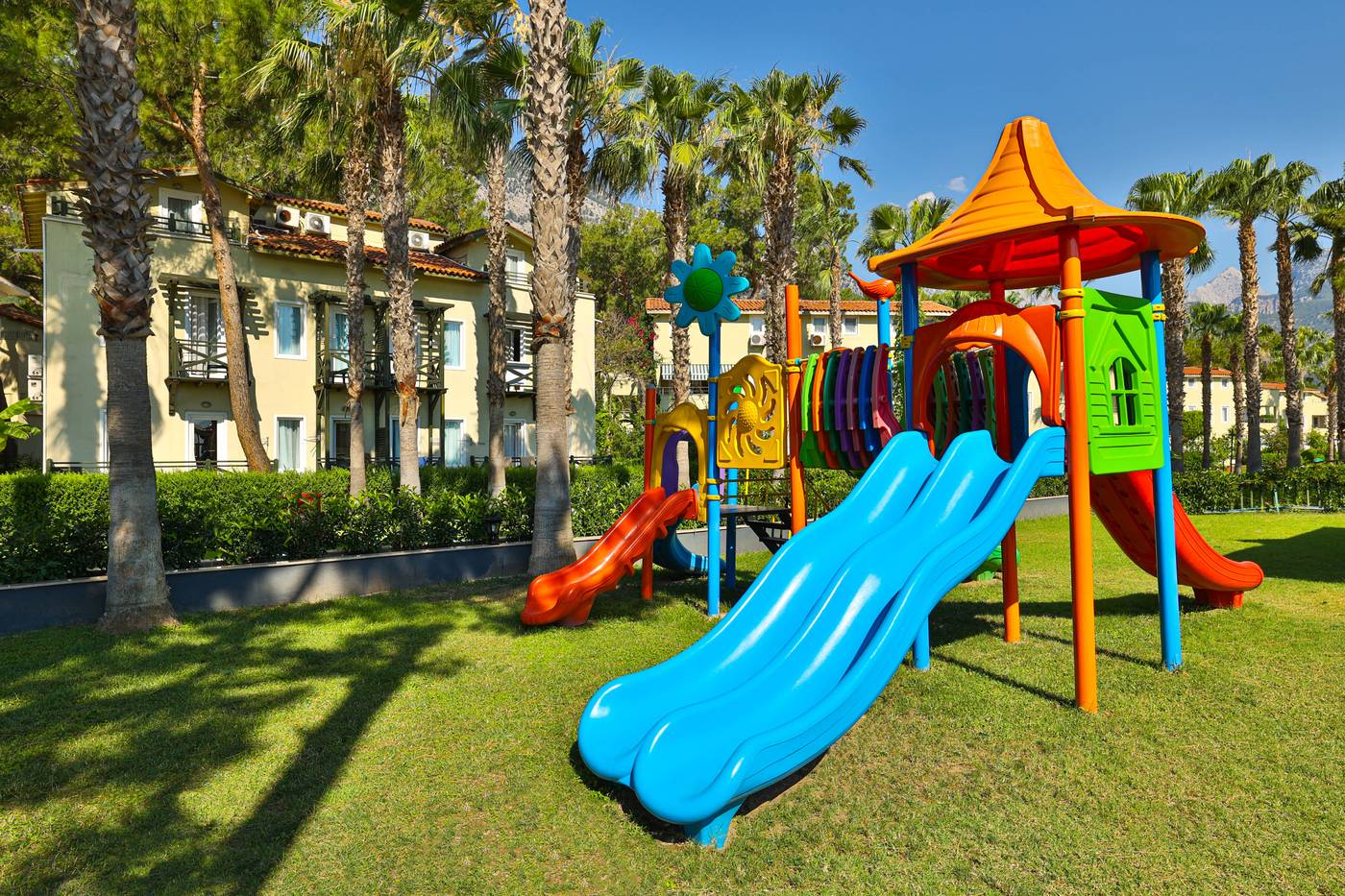Crystal Flora Beach Resort