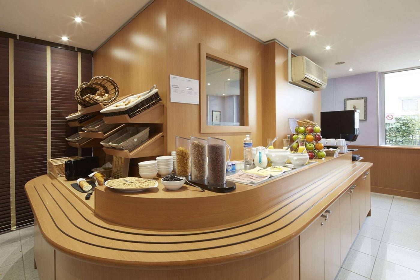 Campanile-Paris14-Maine-Montparnasse-Restaurant-49