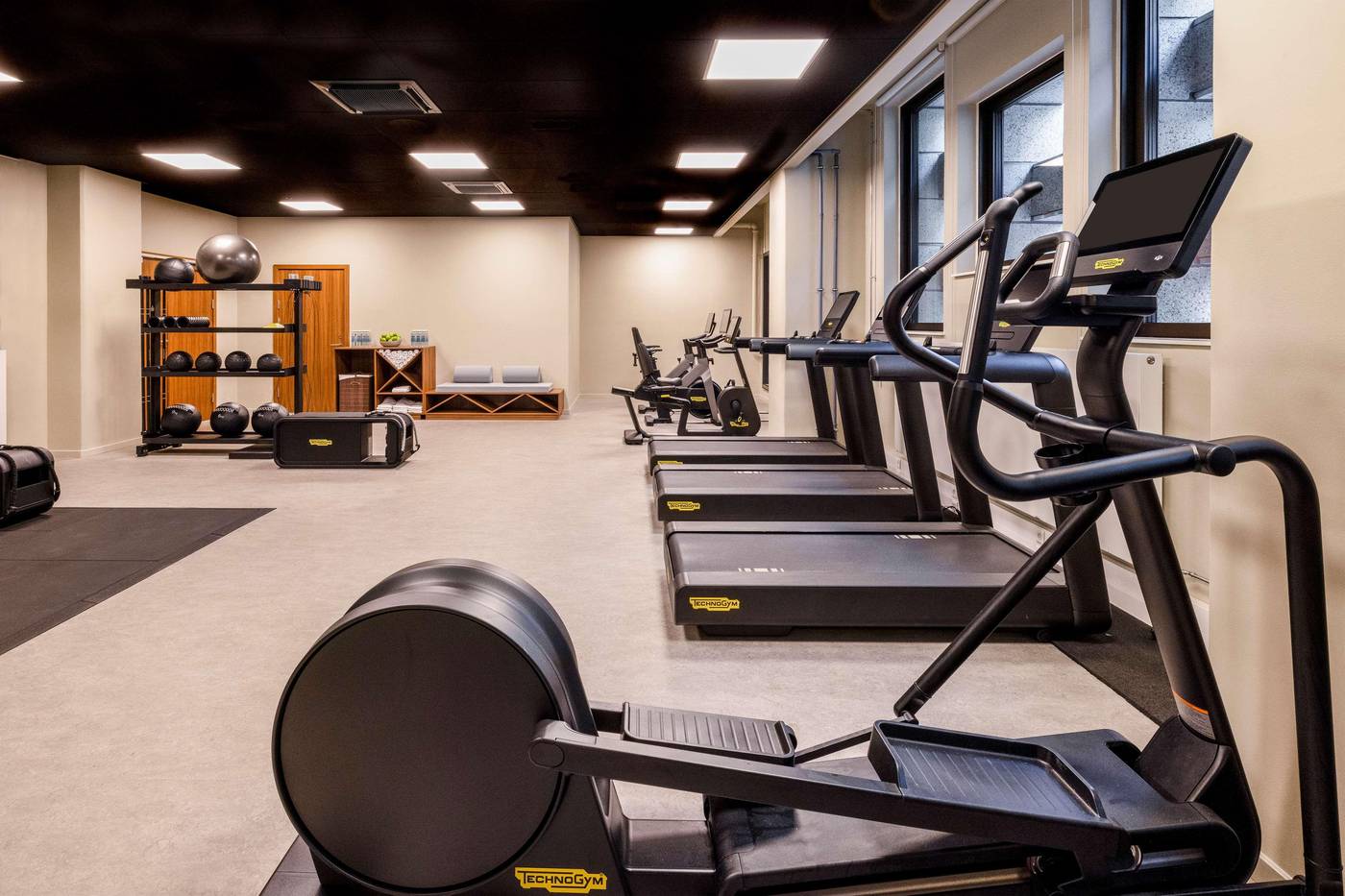 NH-Collection-Copenhagen-Sports-and-Entertainment-86