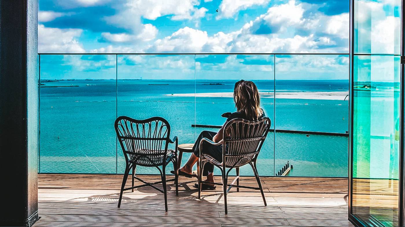 Four-Elements-Hotel-Amsterdam-Bar-29