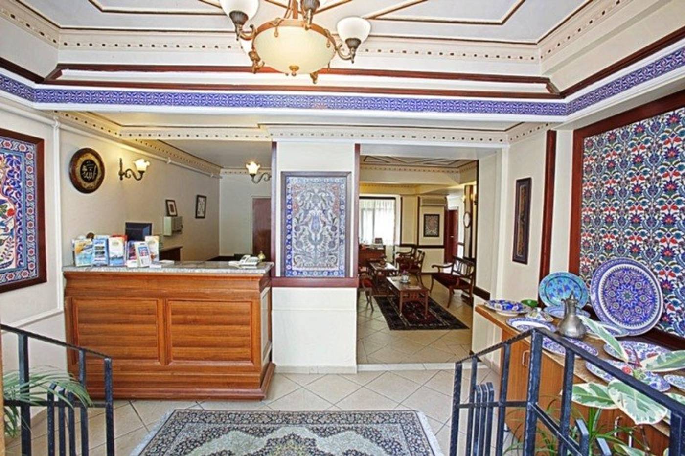 Hippodrome-Special-Lobby-1