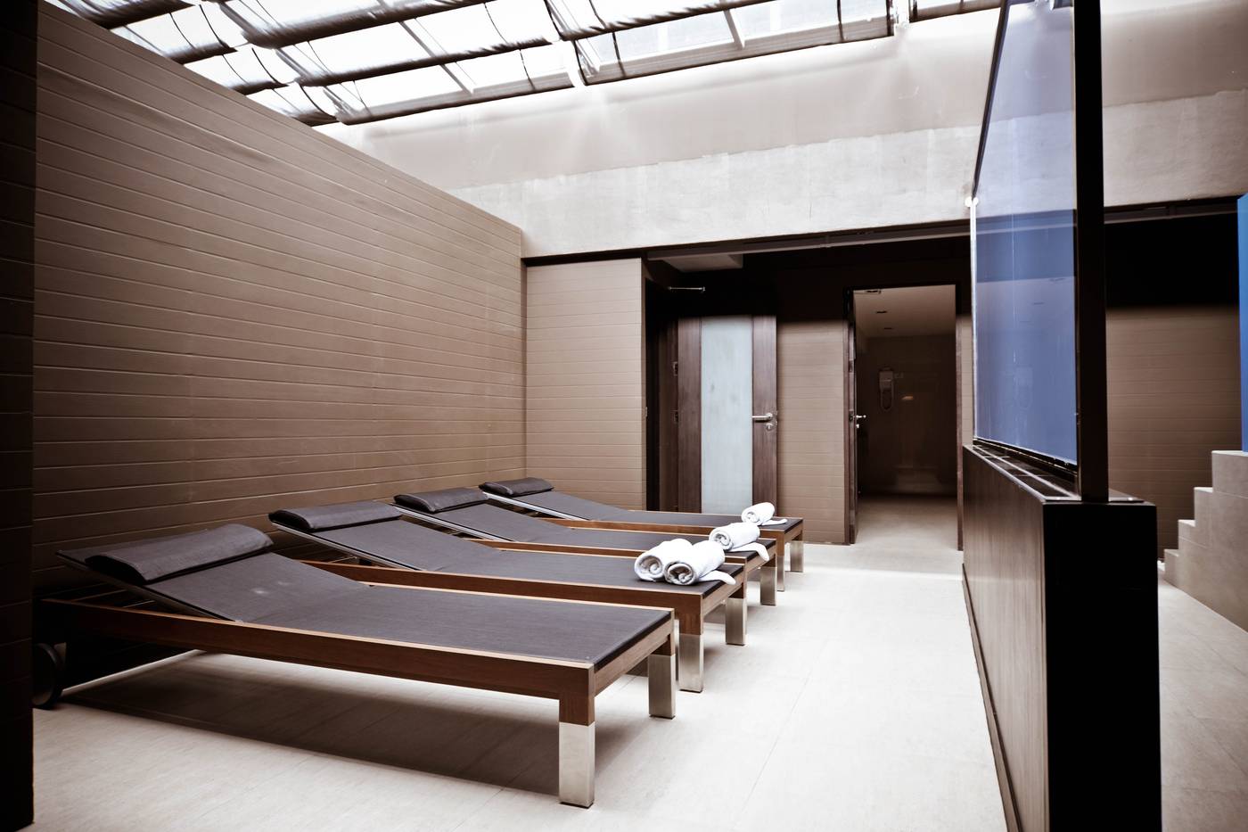 S-15-Sukhumvit-Sports-and-Entertainment-33