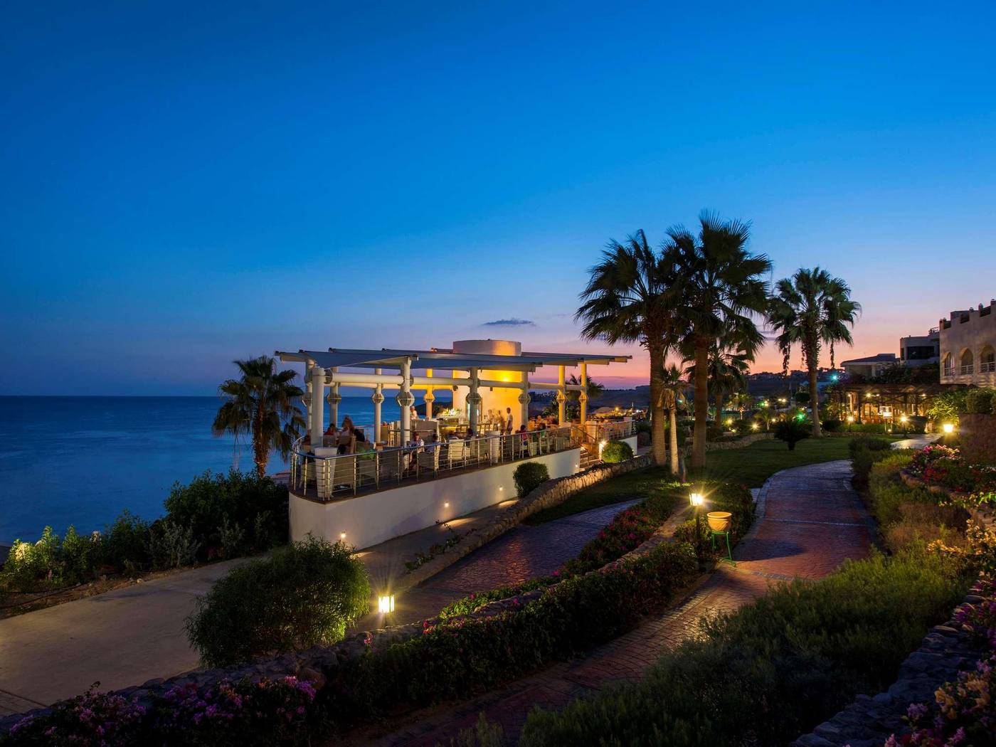 Concorde-El-Salam-Sharm-El-Sheikh-Restaurant-15