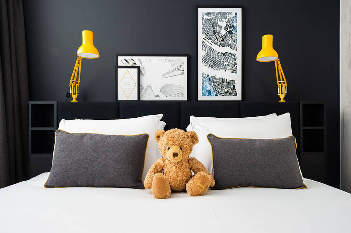 Staycity-Aparthotels-near-Disneyland---Paris-Room-42
