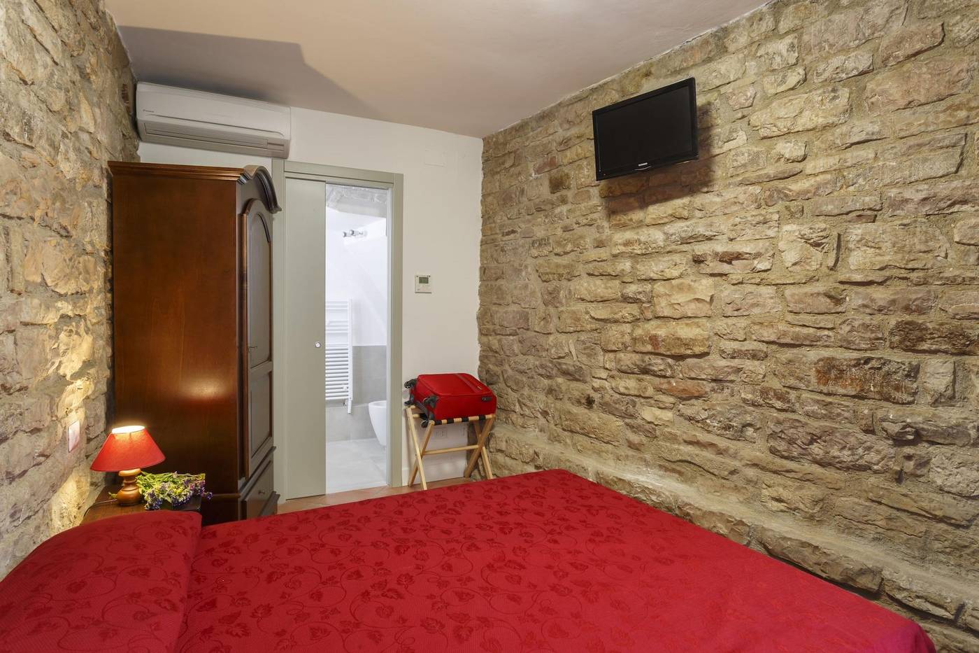 Hotel Il Duomo-Italy-ASSISI-Room-8