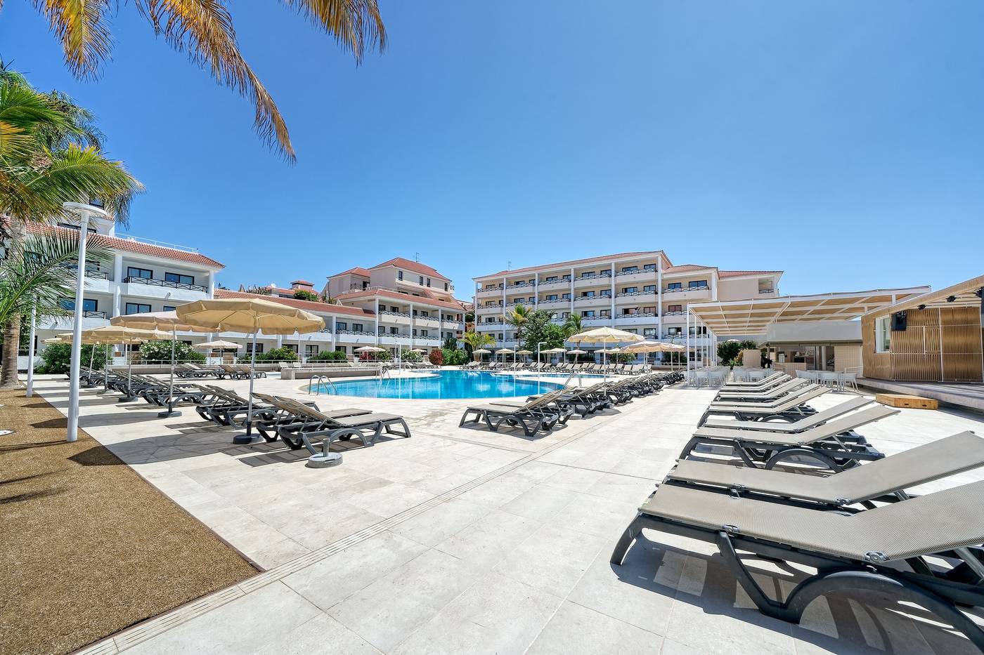 Parque-la-Paz-Pool-2