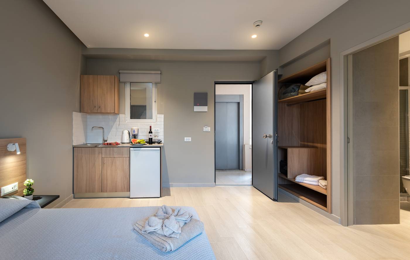 Sunday-Hotel-Room-18