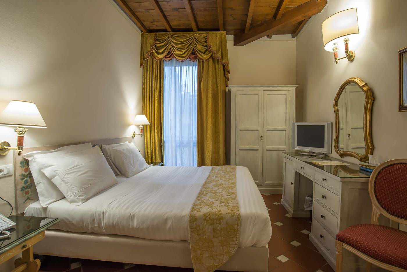 Atlantic-Palace-Room-16