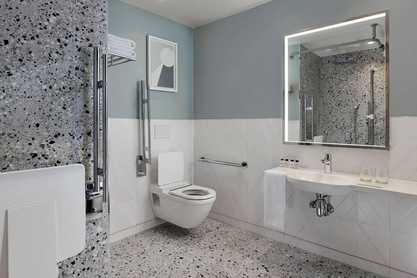 Sheraton-Amsterdam-Airport-Hotel-And-Conference-Center-Room-58