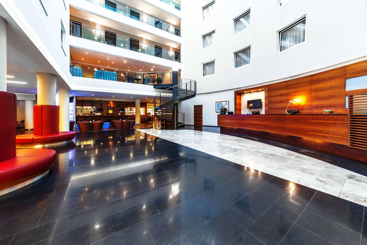 NH-Budapest-City-Lobby-13