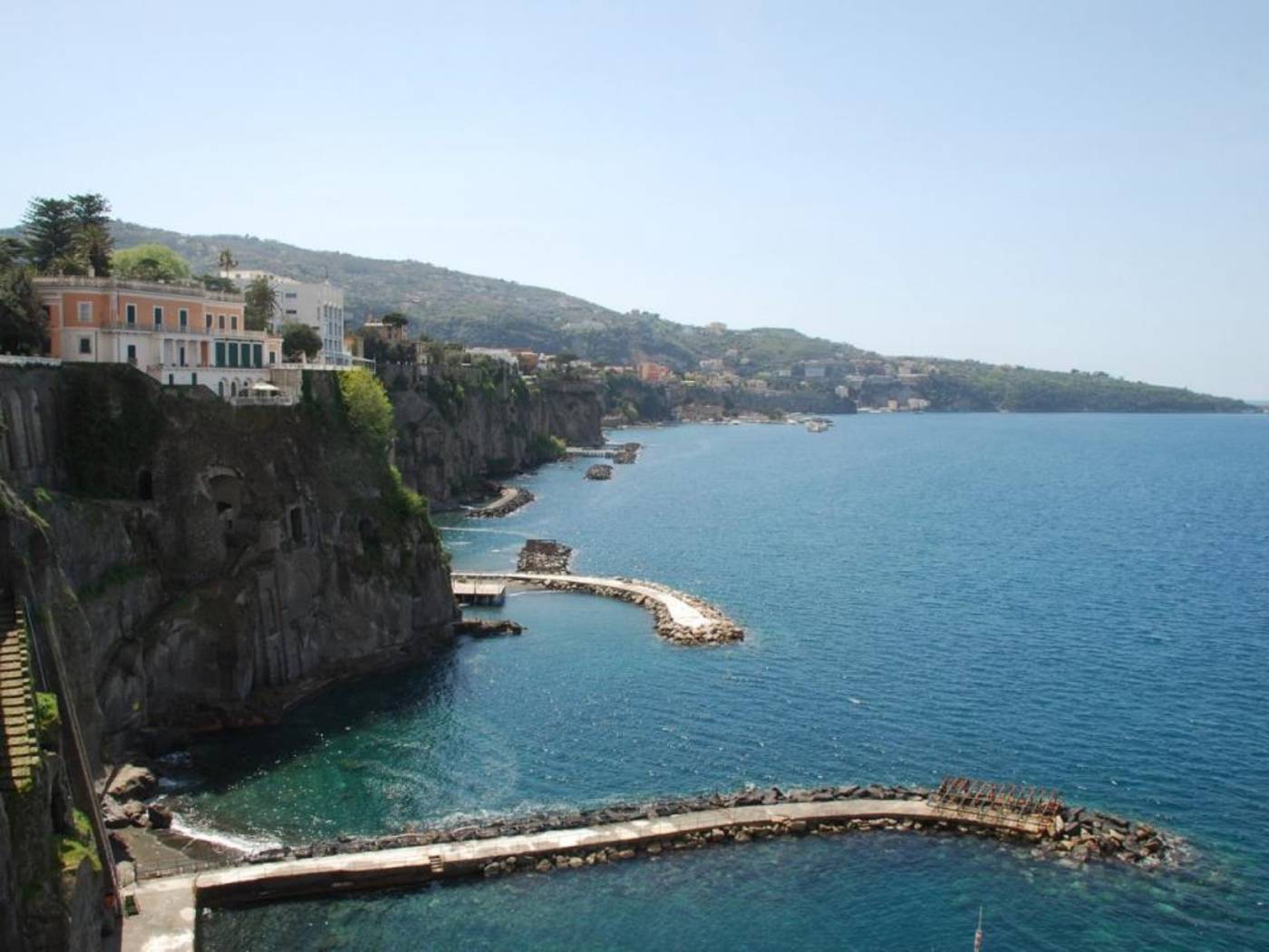 Unconventional-Sorrento-Coast-Beach-54