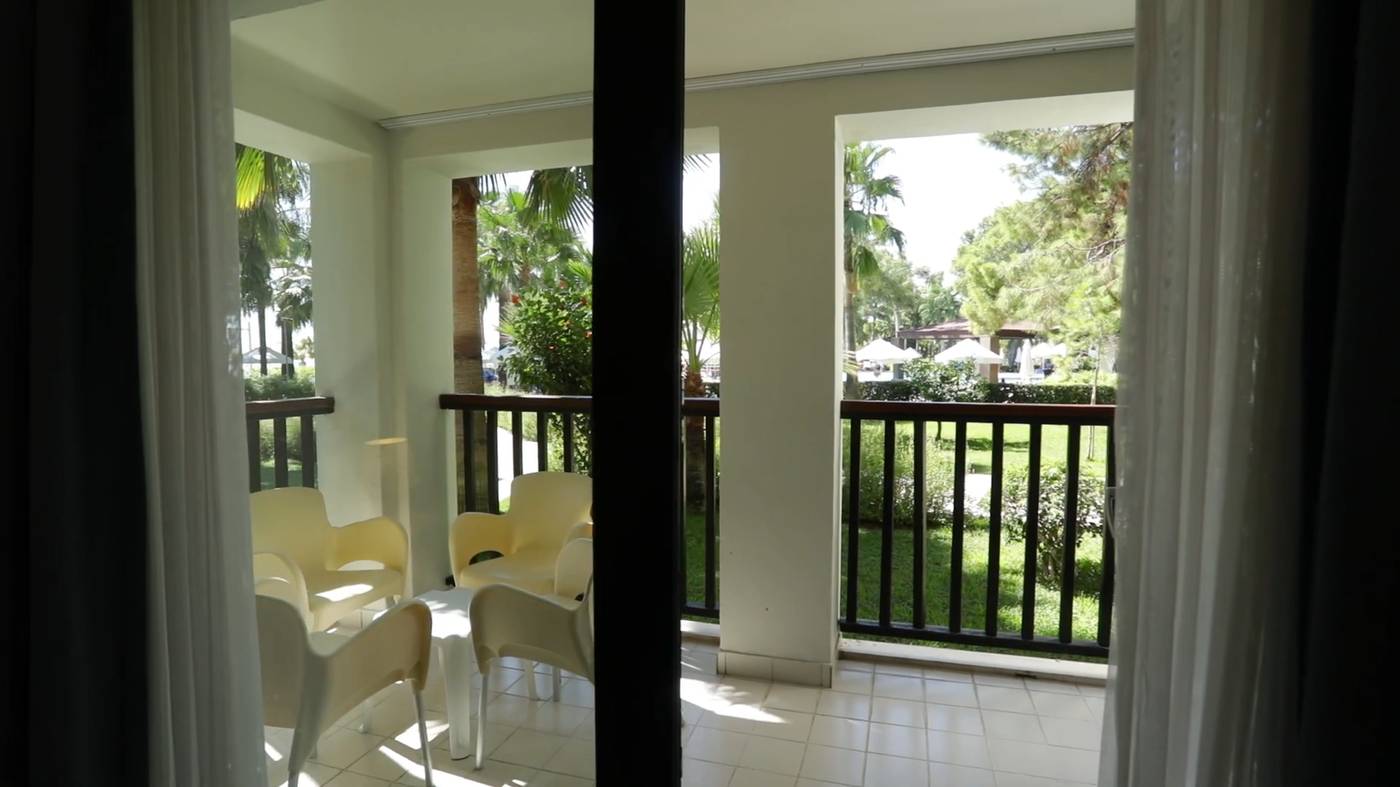 Seven-Seas-Hotel-Life-Room-39