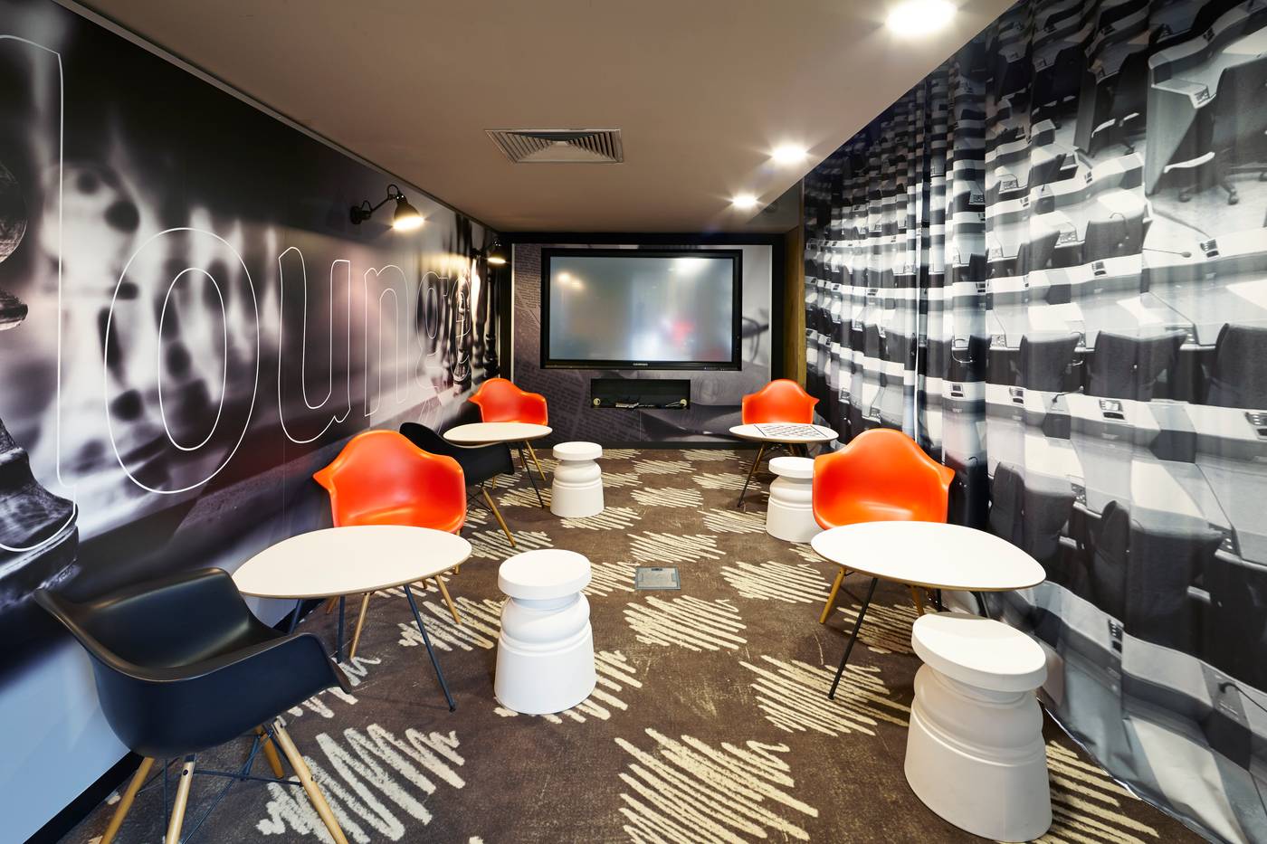 ibis-Marne-la-Vallee-Champs-Bar-30