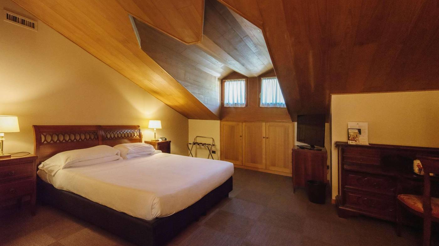 Best-Western-Hotel-Canon-d-Oro-Room-44