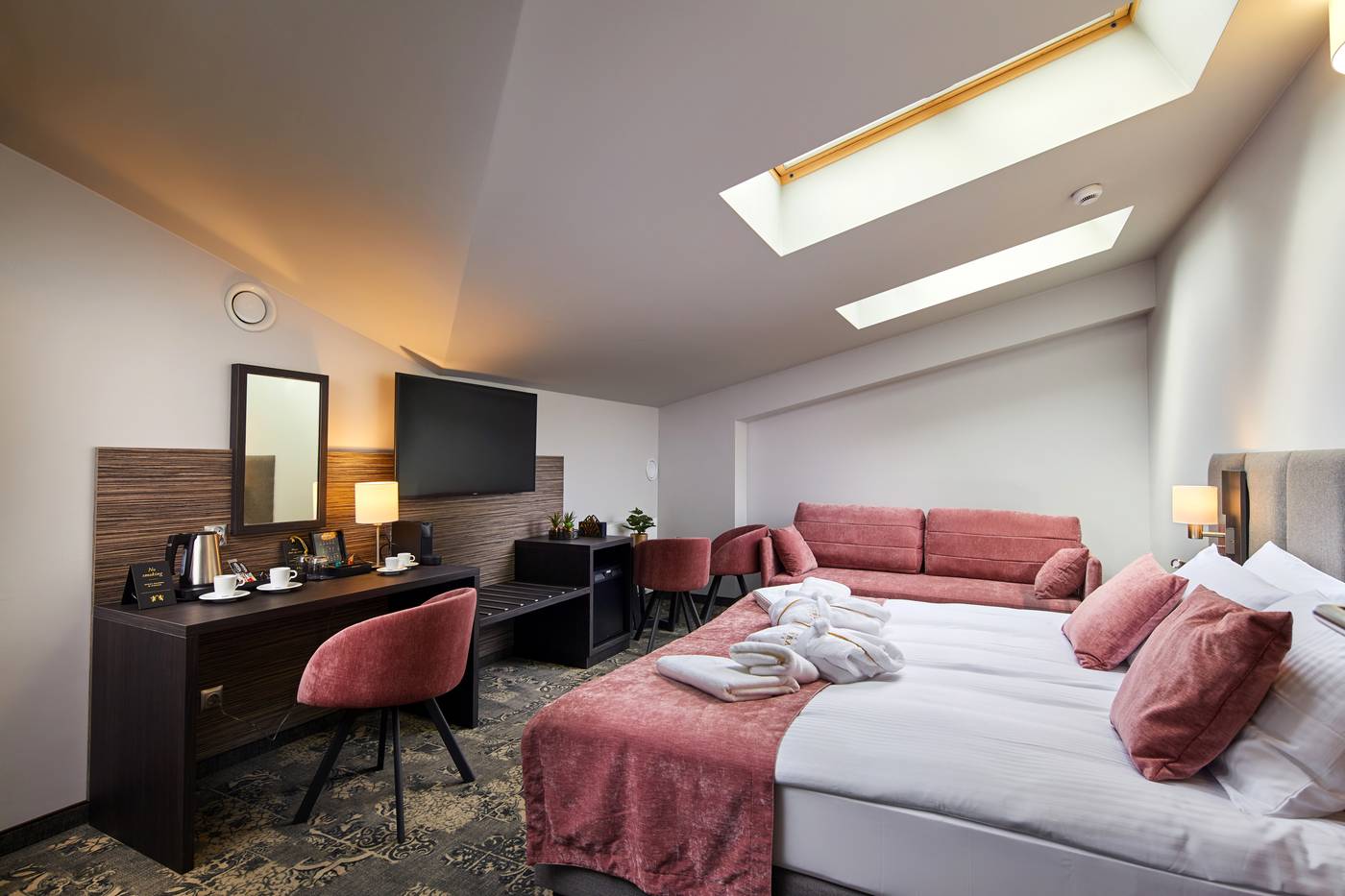 Hotel-Estera-Room-8