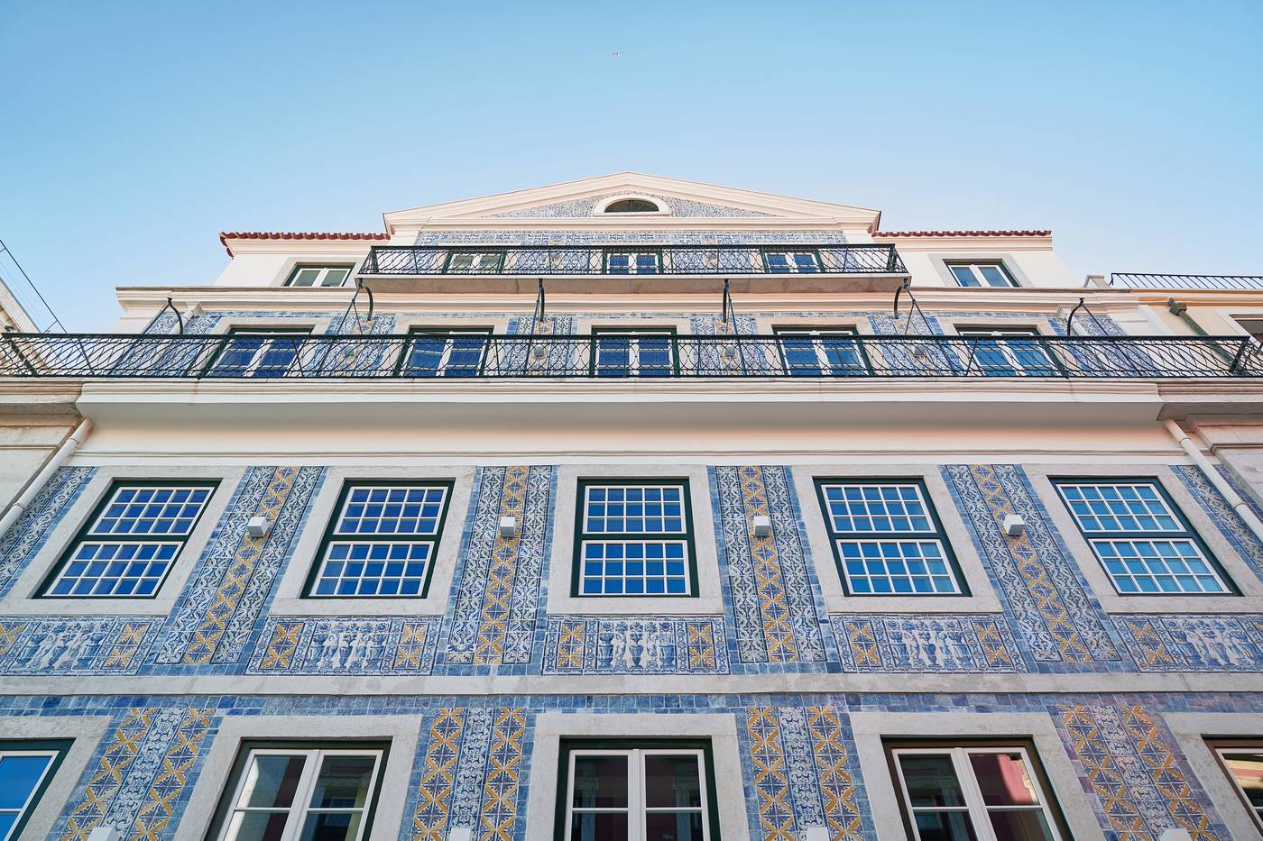 O-Artista-Suites-By-Europe-General-view-1