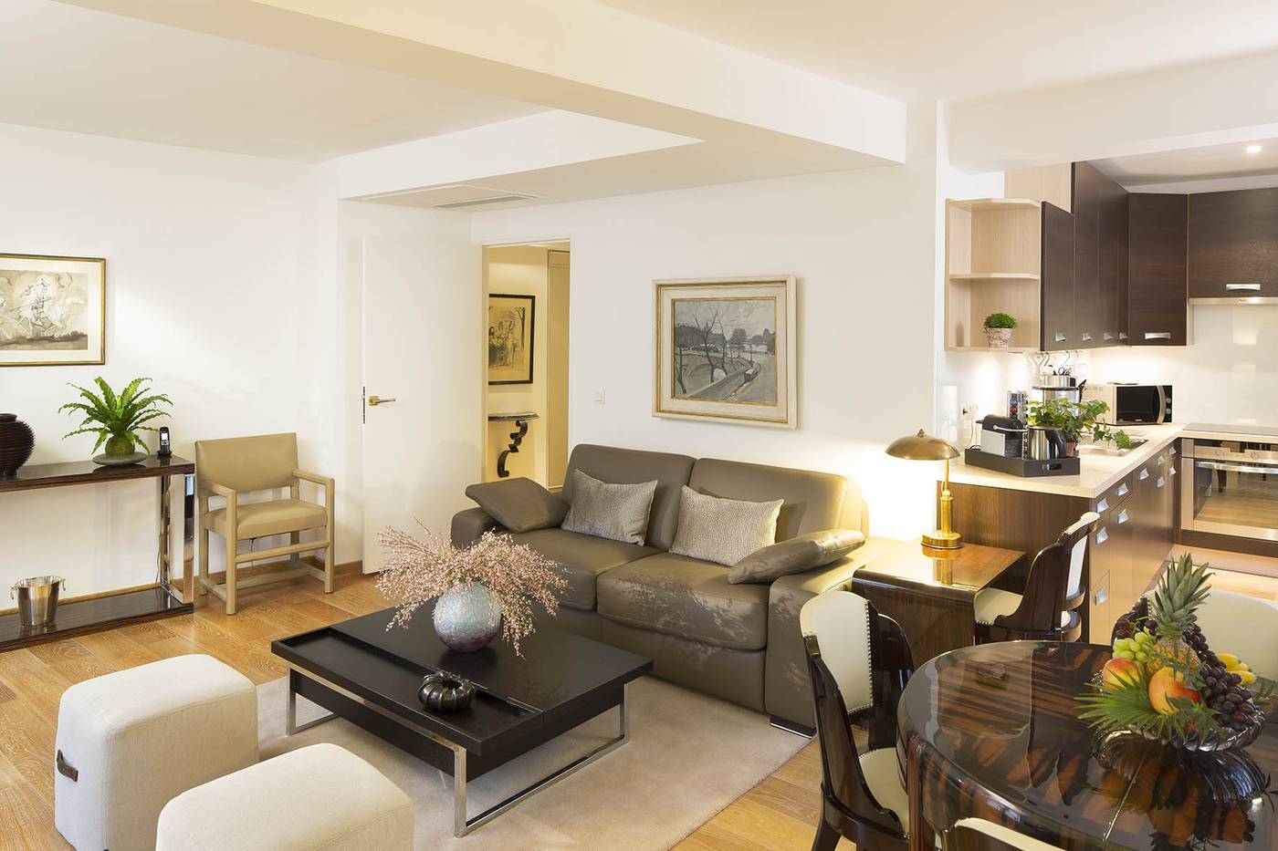 Montmartre-Residence-Paris-Room-17