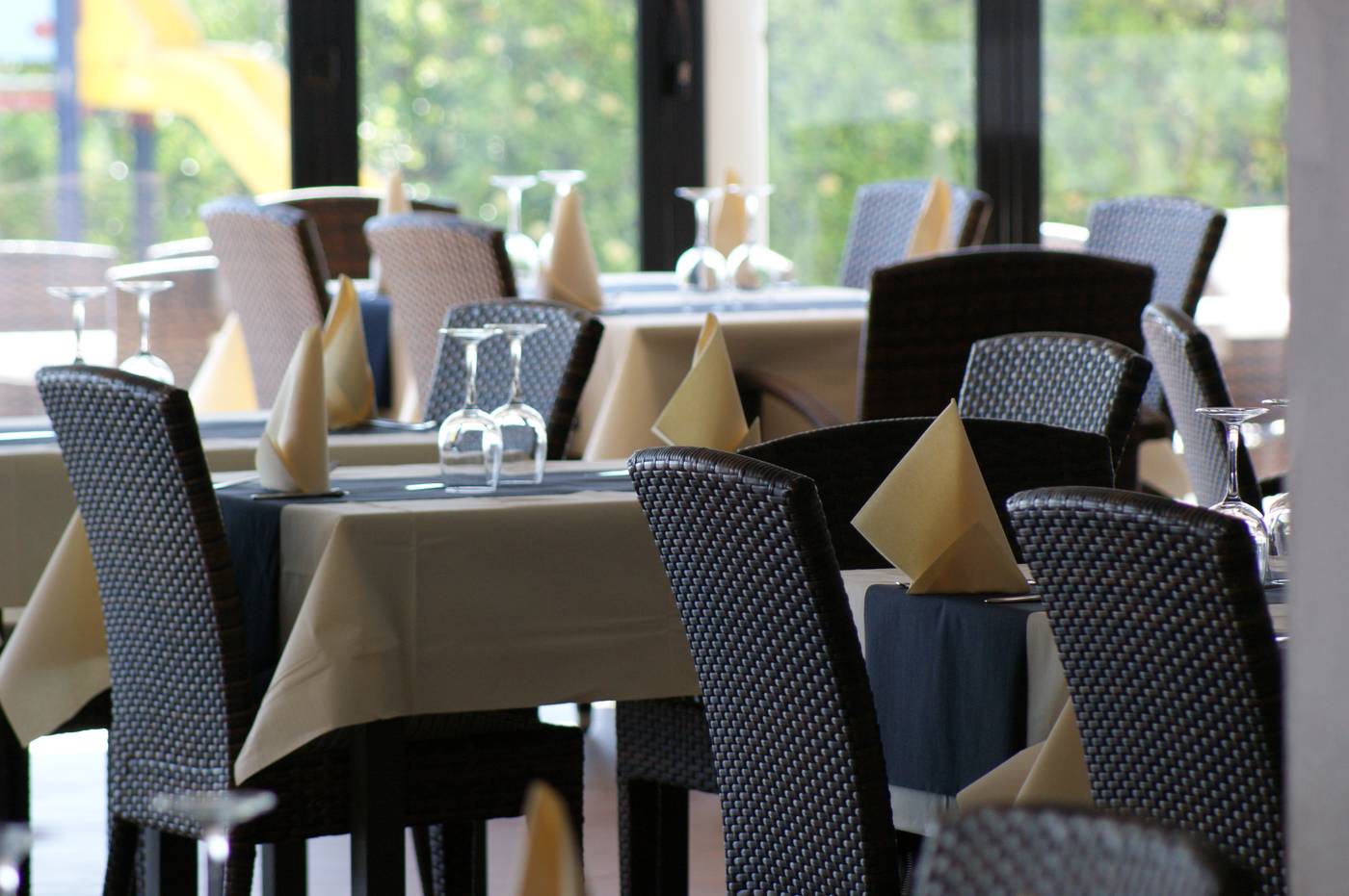 Vistamar-Restaurant-11