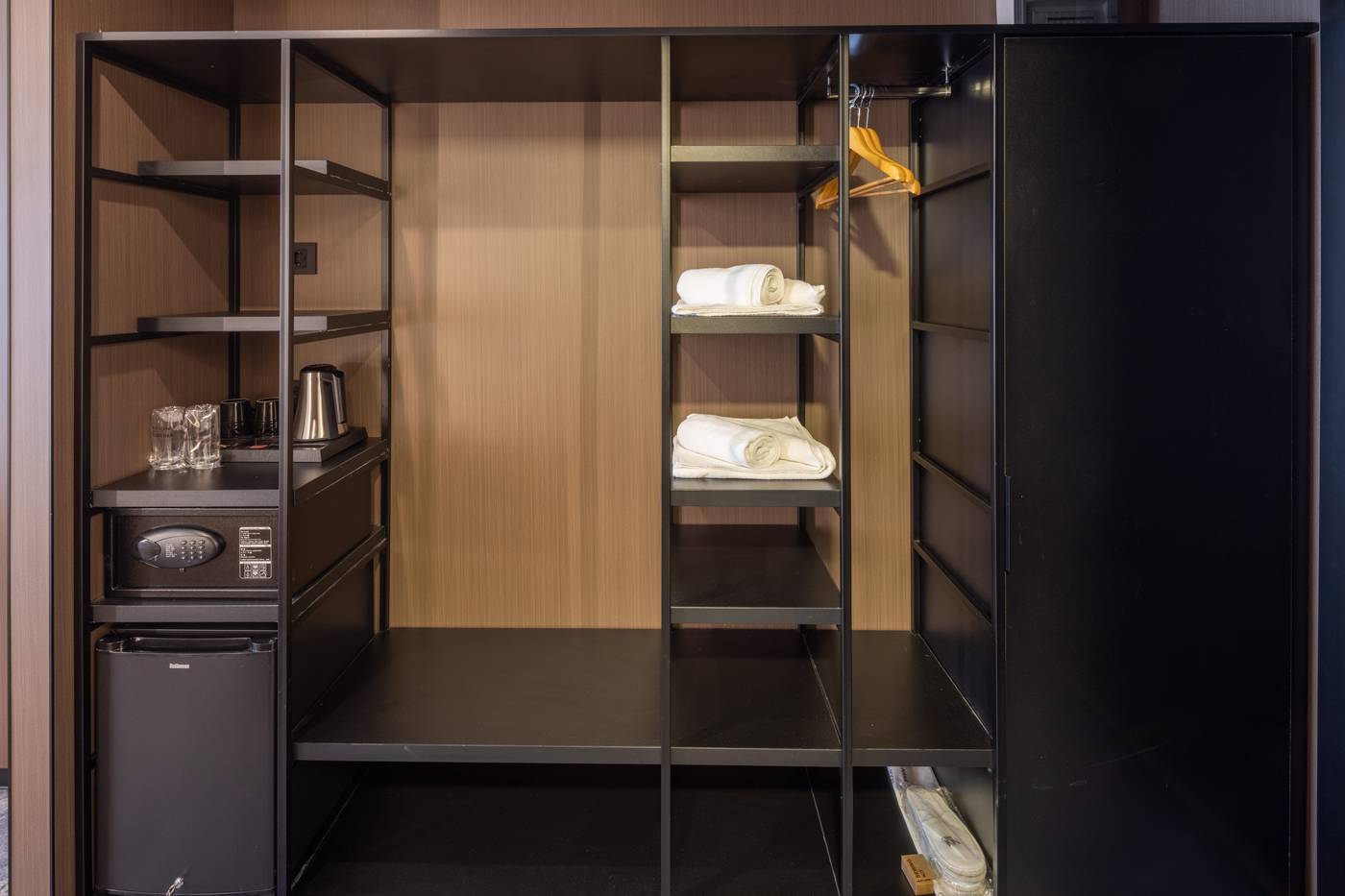 Life Design-Serbia-Belgrade-Room-6