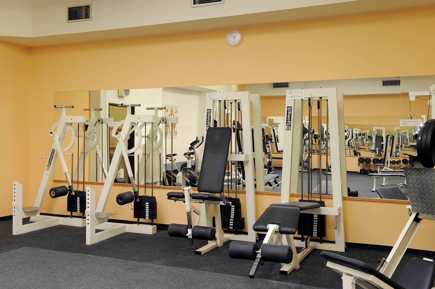 Olsanka-Sports-and-Entertainment-18