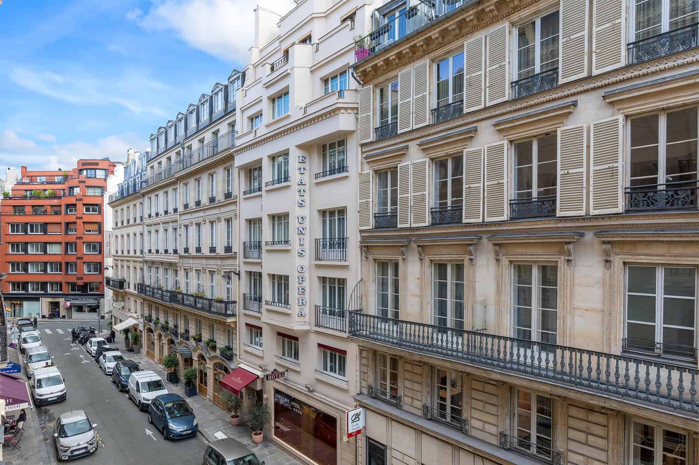 Hotel-Etats-Unis-Opera-General-view-2