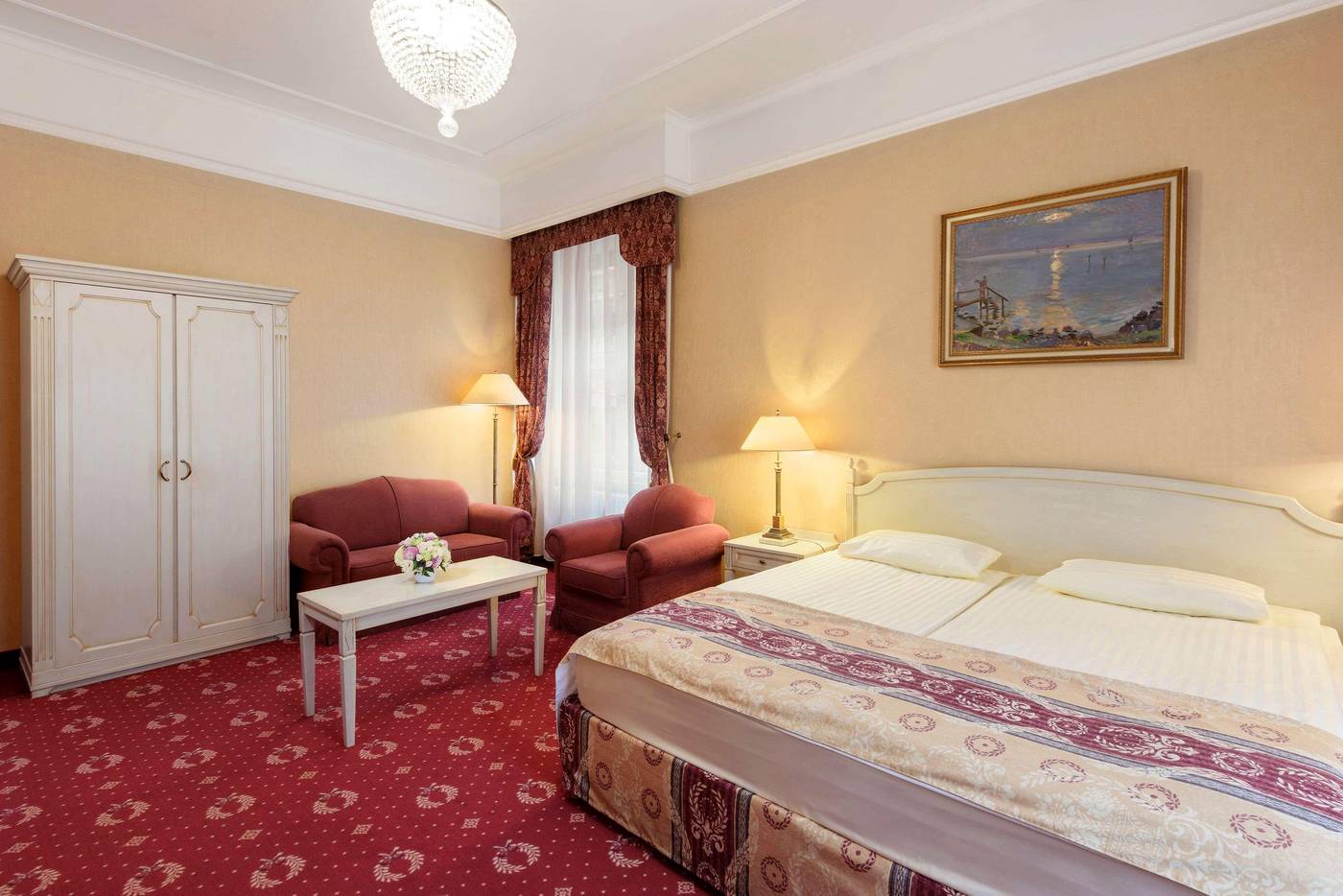 Danubius-Hotel-Astoria-City-Center-Room-18