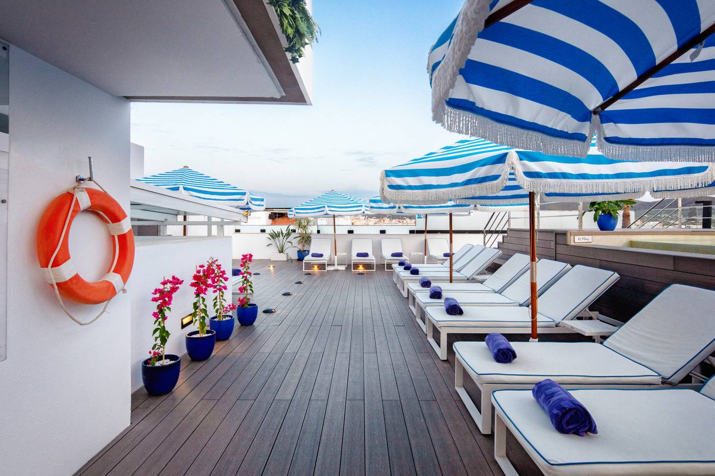 El-Puerto-Ibiza-Hotel---Spa-Terrace-16