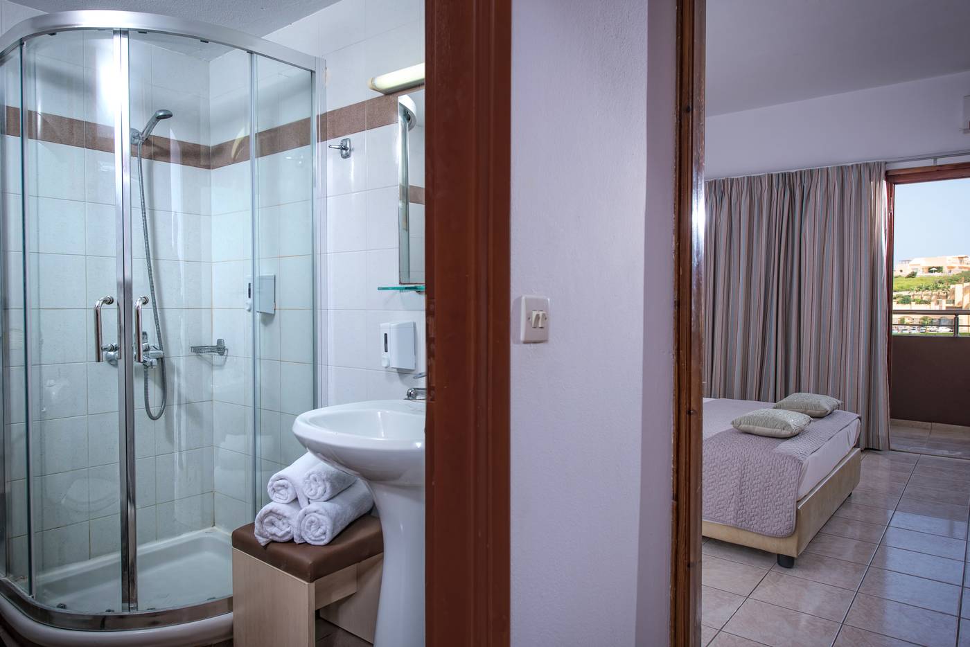 Blue-Bay-Resort-Room-38