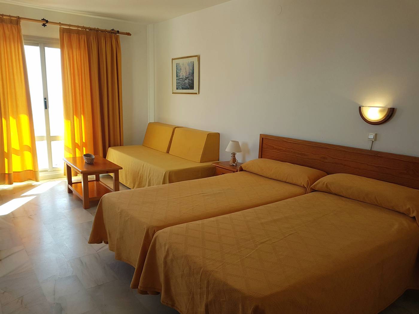 Aparthotel-Sunny-Beach-Room-7