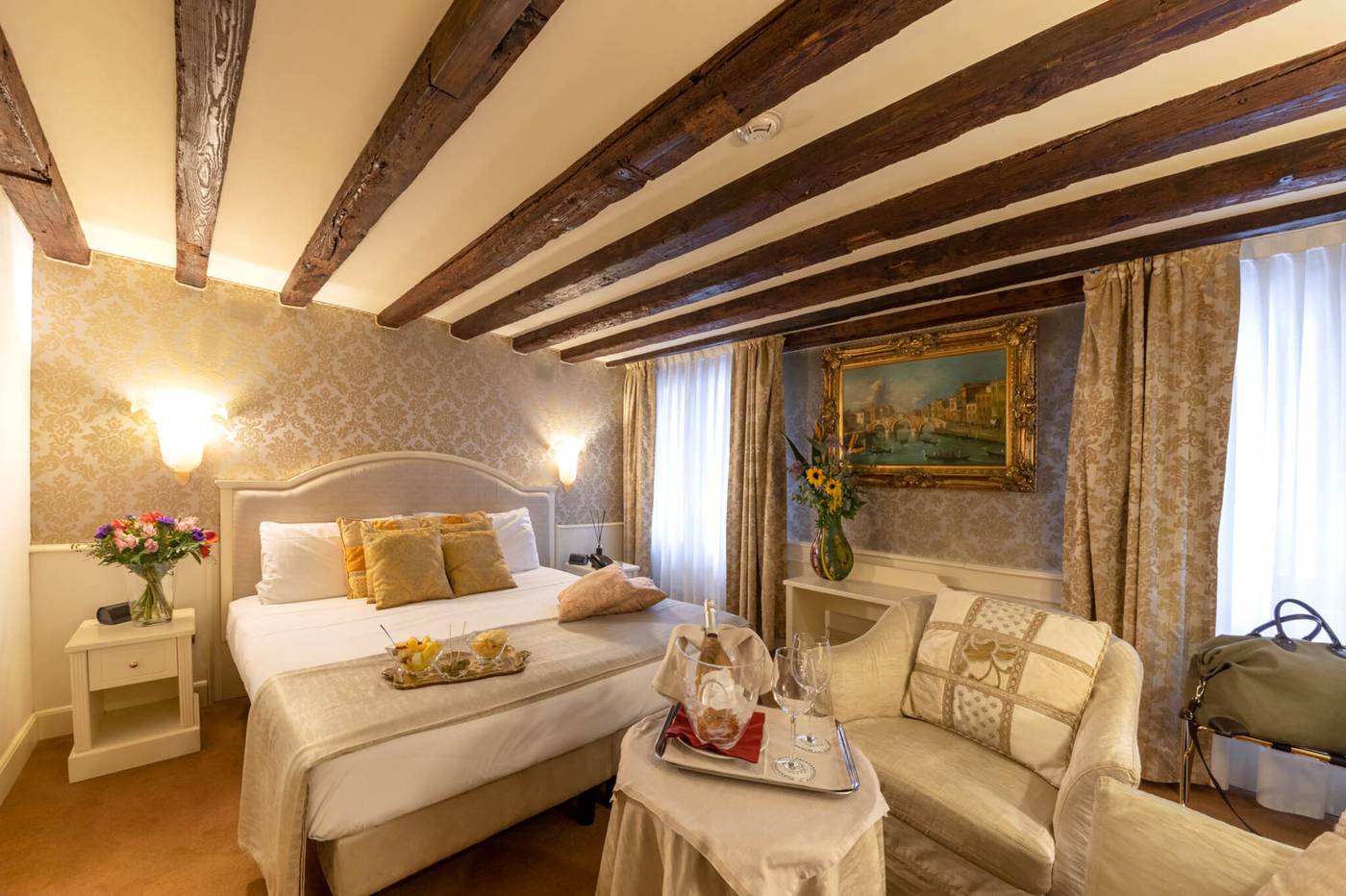 Duodo-Palace-Room-40