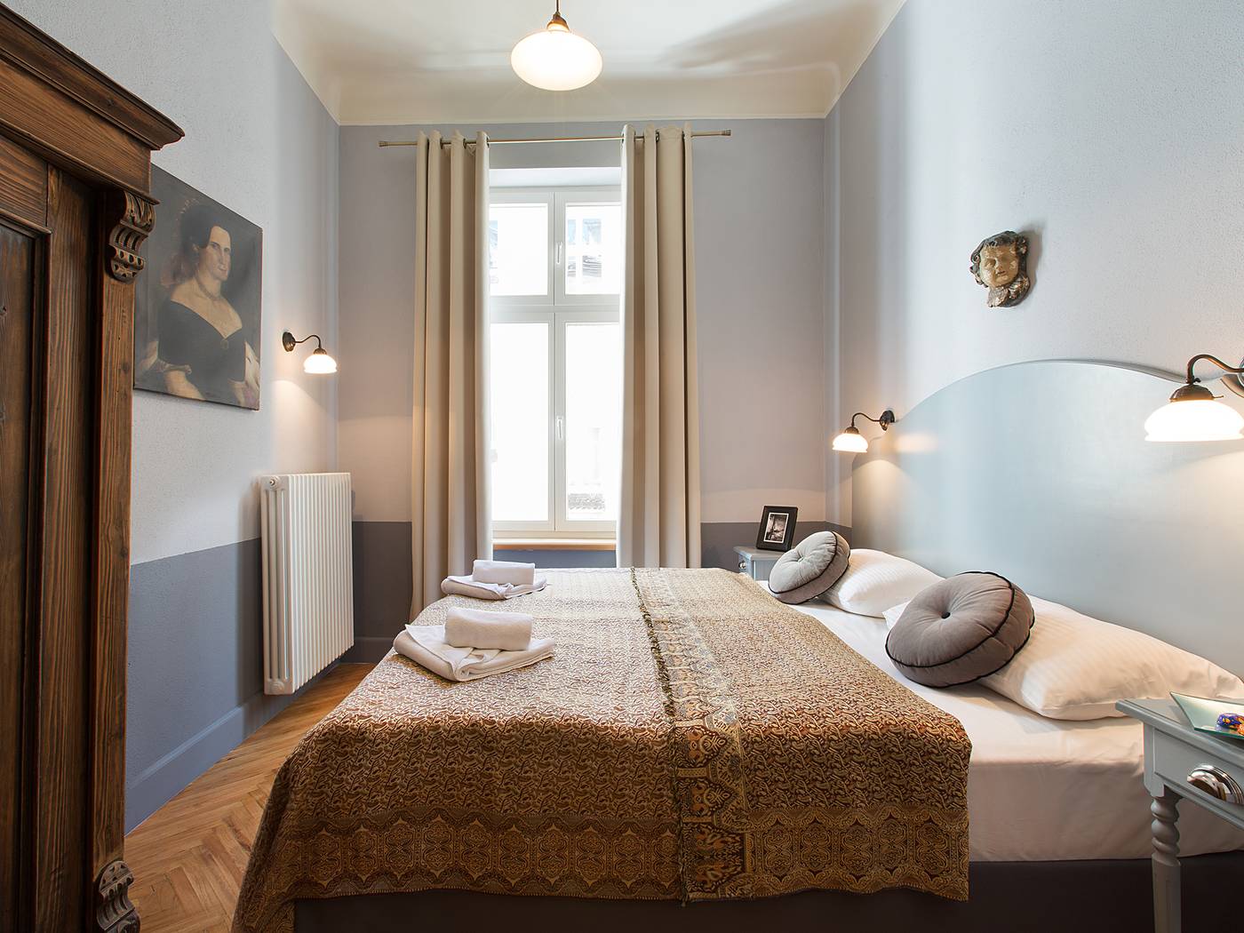 Antique-Apartments-Plac-Szczepanski-Room-20