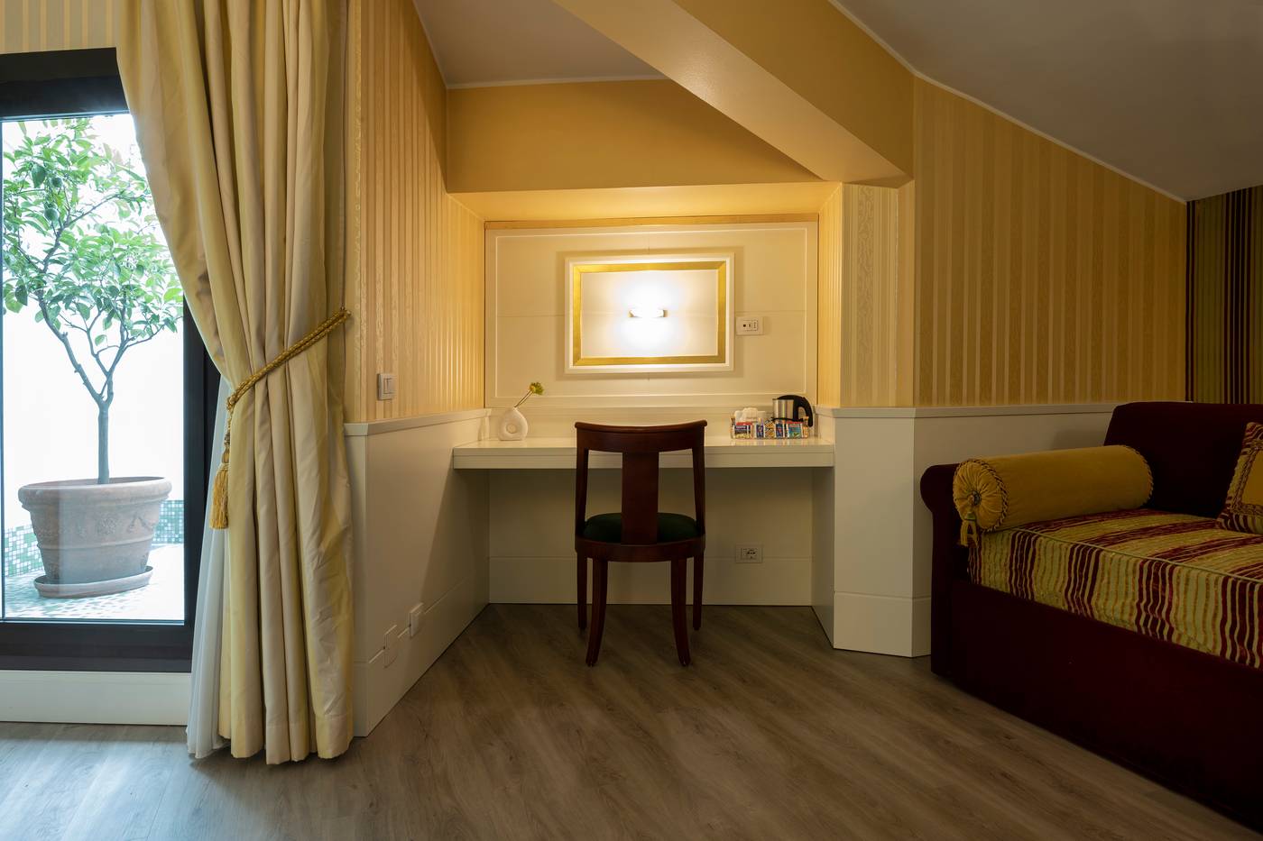 Antares-Hotel-Concorde--BW-Signature-Collection-Room-27